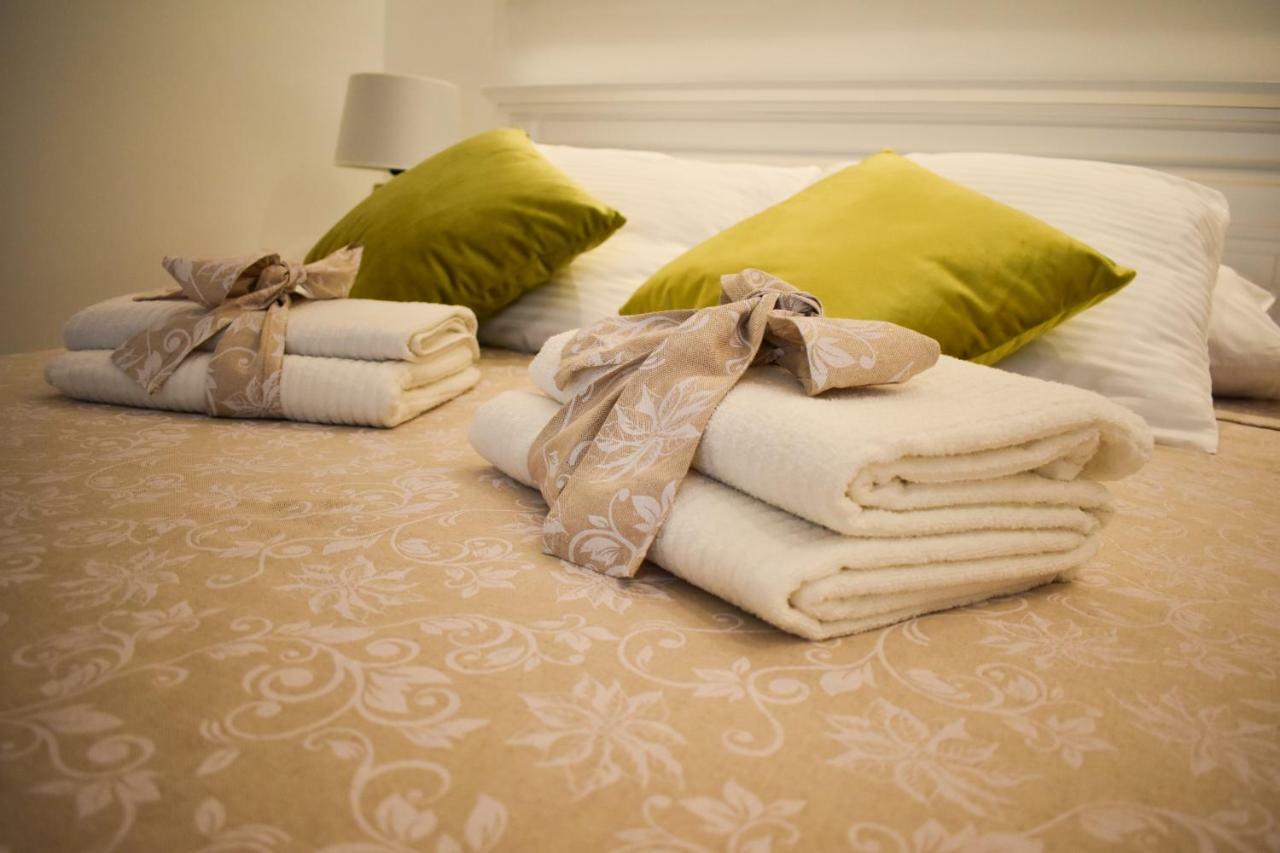 Apartmani Julija โวดีเซ ภายนอก รูปภาพ